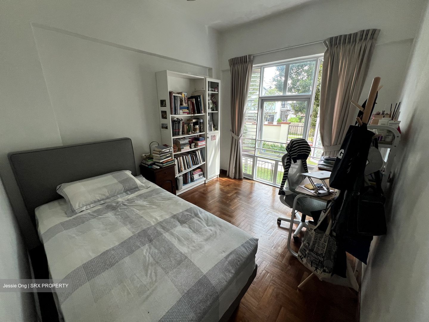 Sunrise Gardens (D28), Condominium #554697061